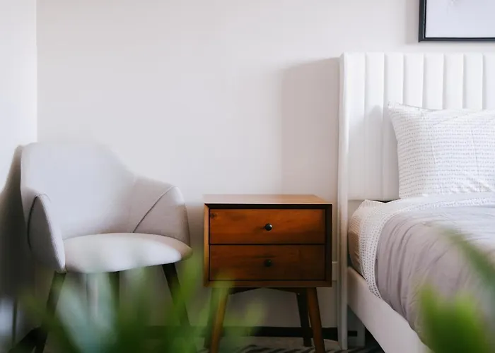 Apartamento Near O'Hare • Personal Gym & Balcony • Safe Area *